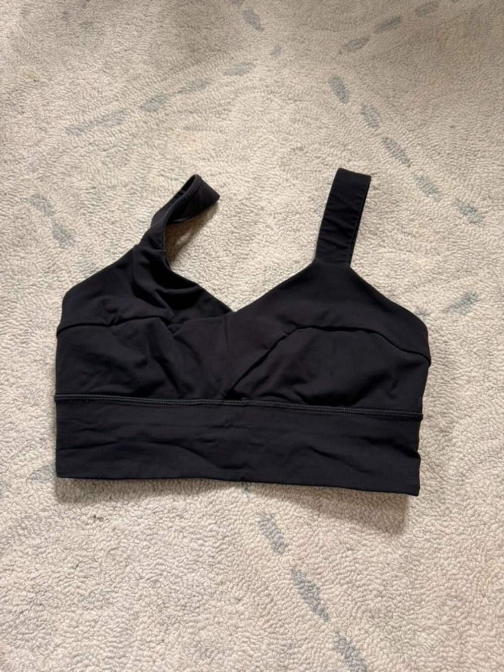 Lululemon Criss Cross Black Bra Size 8